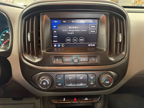 Used 2021 Chevrolet Colorado W/T w/ Custom Special Edition AWD/4WD image 20