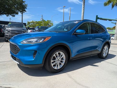 Certified 2021 Ford Escape SE FWD image 7