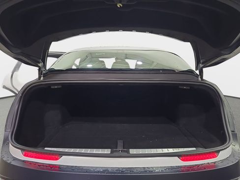 Used 2022 Lucid Air Grand Touring image 14