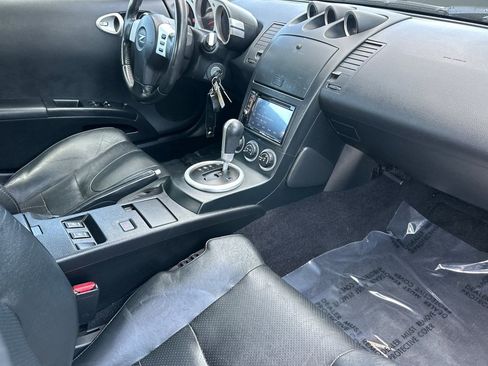 Used 2004 Nissan 350Z Touring image 26