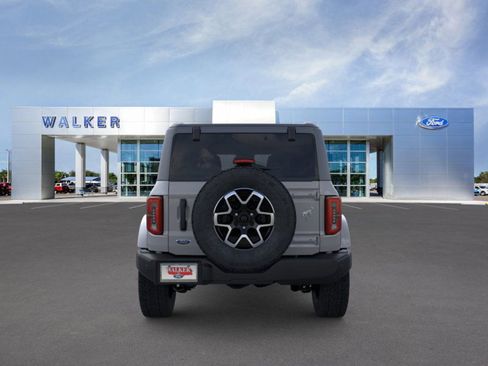New 2026 Ford Bronco Outer Banks image 5
