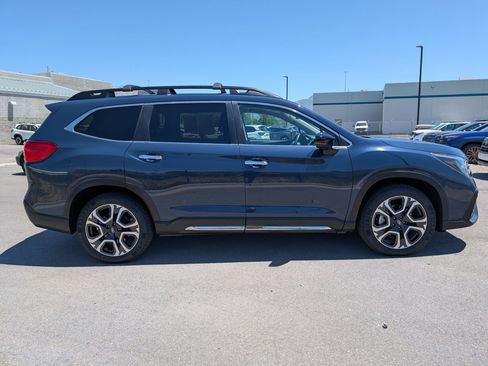 Used 2024 Subaru Ascent Touring AWD/4WD image 2