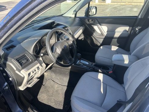 Used 2014 Subaru Forester 2.5i Premium w/ All-Weather Package AWD/4WD image 10