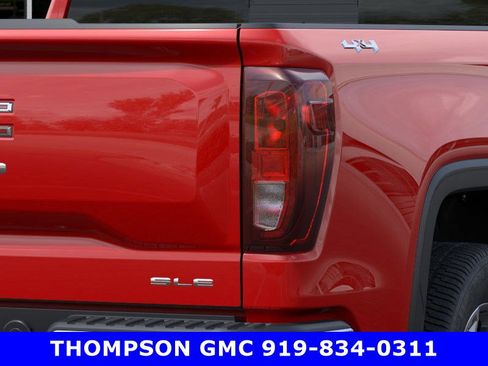 New 2025 GMC Sierra 1500 SLE w/ Preferred Package image 11