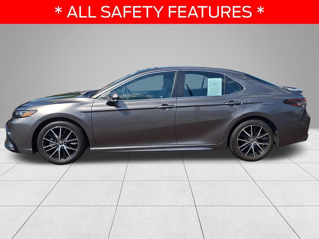 Used 2022 Toyota Camry SE FWD image 7