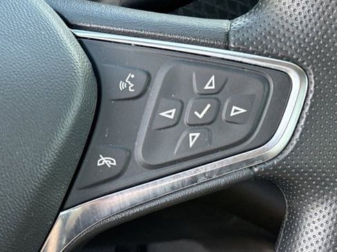 Used 2025 Chevrolet Malibu LT image 24