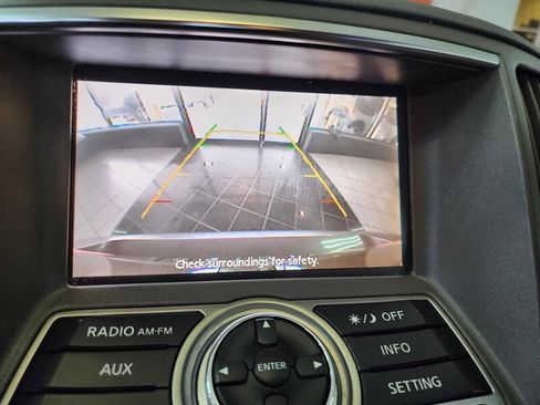 Used 2011 INFINITI G25 x w/ Moonroof Pkg image 16