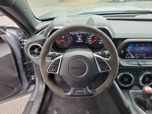 Used 2019 Chevrolet Camaro SS image 25