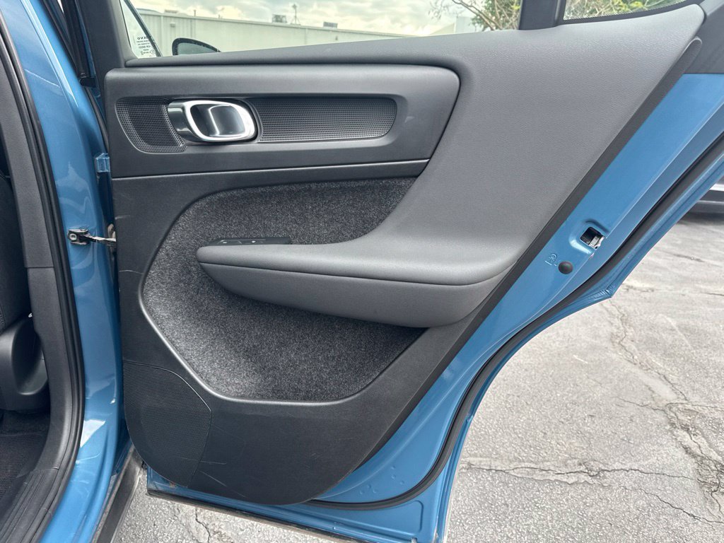 Used 2023 Volvo C40 P8 Recharge Plus AWD/4WD image 21