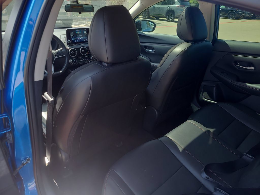 Certified 2024 Nissan Sentra SR w/ SR Premium Package FWD image 9