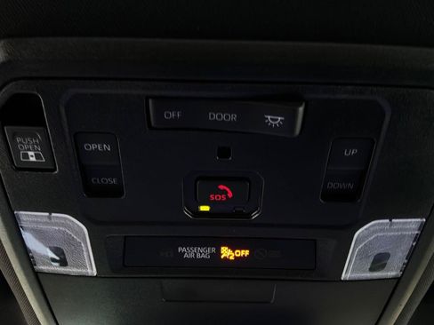 Used 2024 Toyota Tacoma TRD Off-Road w/ TRD Off Road Premium Package AWD/4WD image 23