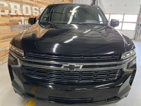 Used 2021 Chevrolet Suburban RST w/ Luxury Package image 9