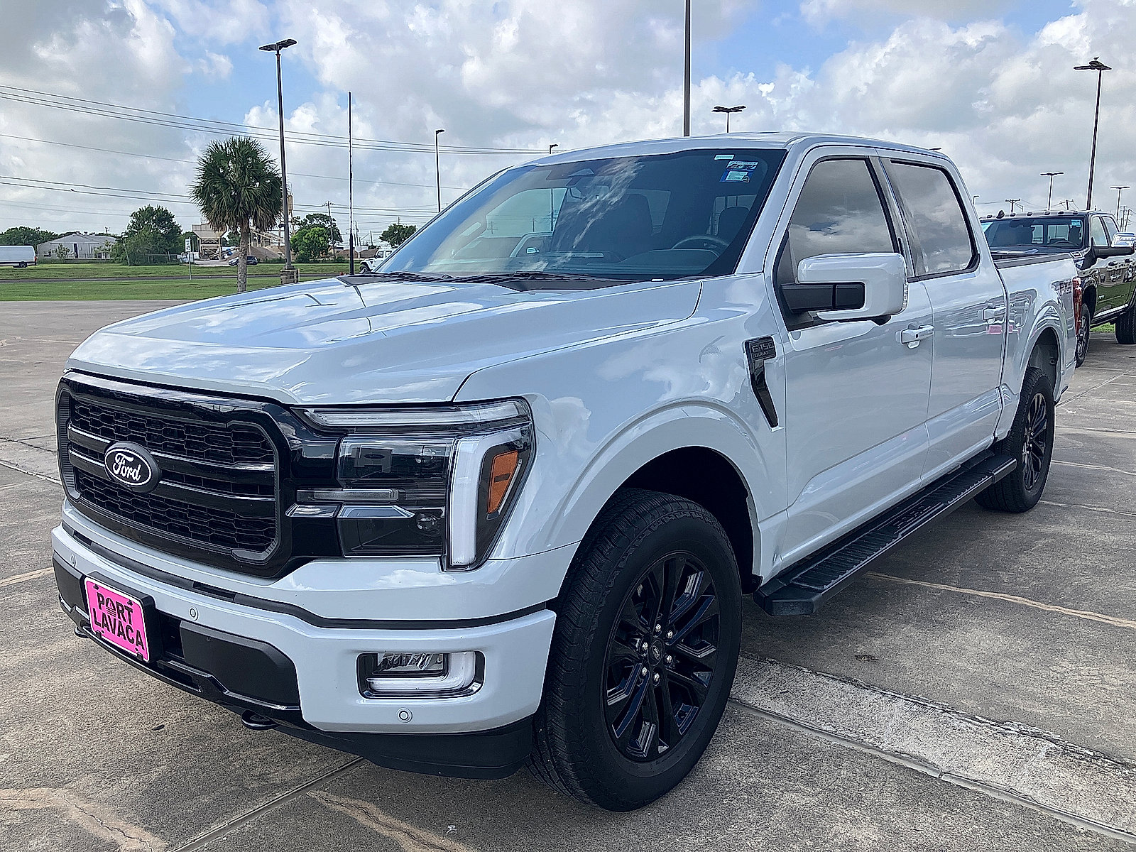Used 2024 Ford F150 Lariat w/ Bed Utility Package AWD/4WD image 3