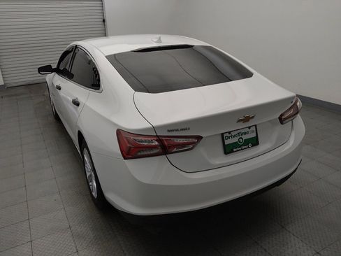 Used 2022 Chevrolet Malibu LT FWD image 6