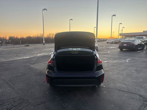 Used 2023 Toyota Corolla LE image 10