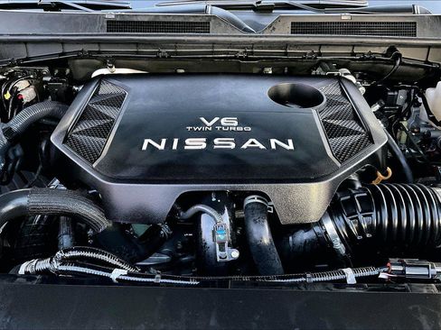 New 2025 Nissan Armada Platinum Reserve image 10