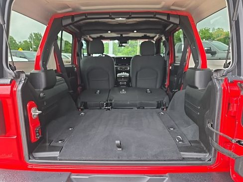 Used 2024 Jeep Wrangler Unlimited Sport AWD/4WD image 90