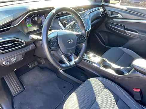 Used 2023 Chevrolet Bolt EUV LT w/ Comfort Package image 10