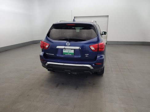 Used 2019 Nissan Pathfinder SL AWD/4WD image 7