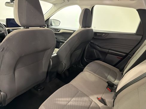 Used 2022 Ford Escape SE image 20