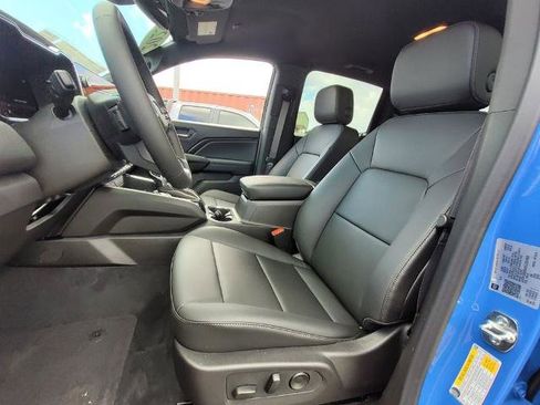 New 2025 GMC Canyon Elevation w/ Convenience Package image 8