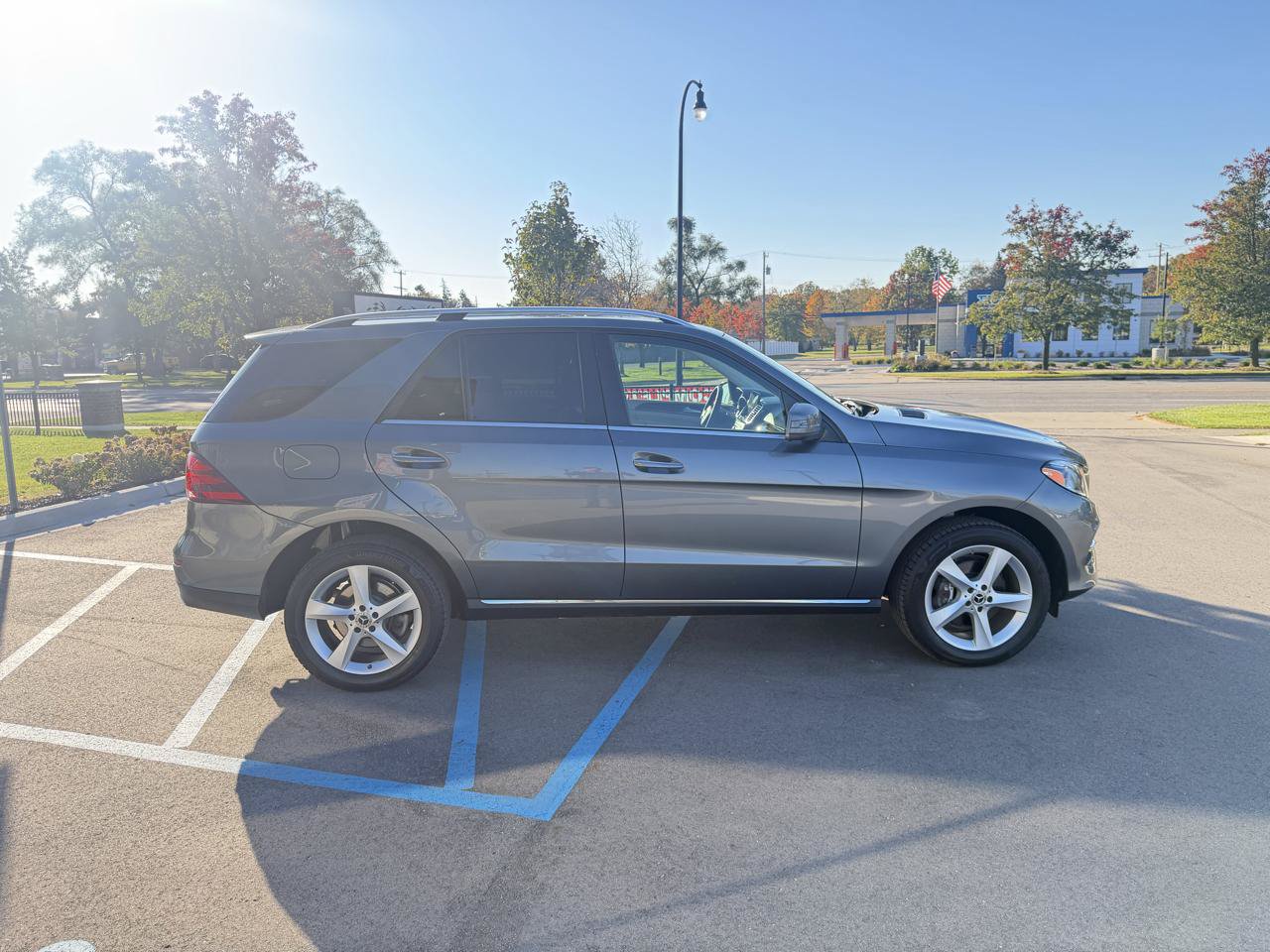 Used 2018 Mercedes-Benz GLE 350 4MATIC image 4