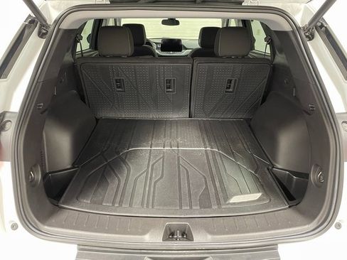 Used 2024 Chevrolet Blazer LT w/ Convenience Package image 24