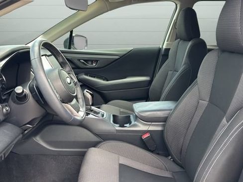 Used 2024 Subaru Outback Premium AWD/4WD image 21