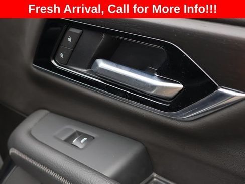 Used 2026 GMC Yukon Denali AWD/4WD image 10