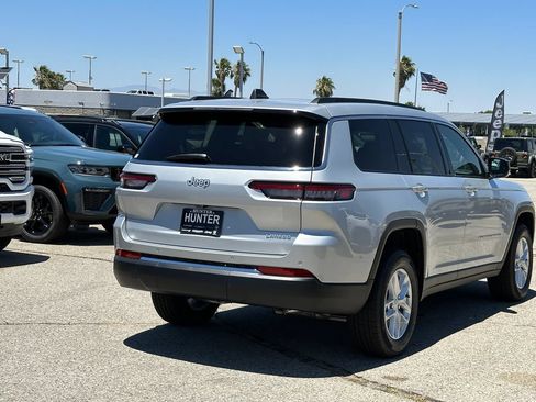 New 2026 Jeep Grand Cherokee L 2WD image 7