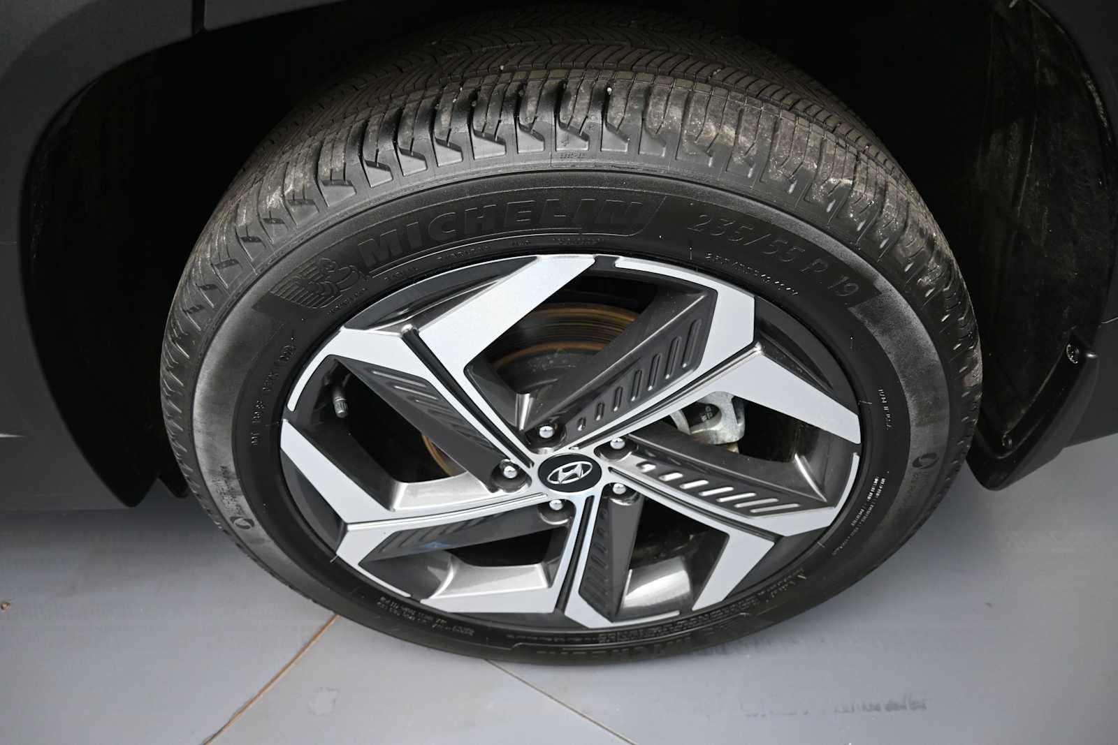 Used 2024 Hyundai Tucson Limited AWD/4WD image 15