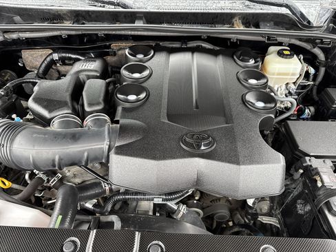 Used 2020 Toyota 4Runner SR5 image 20