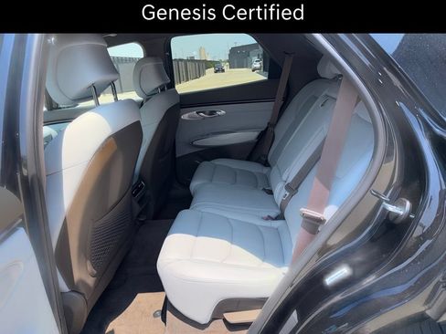 Certified 2026 Genesis GV70 2.5T Advanced AWD/4WD image 15