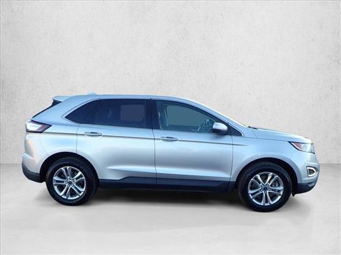 Used 2016 Ford Edge SEL w/ Equipment Group 201A image 4
