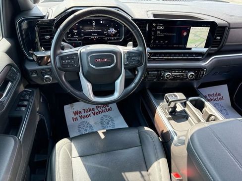 Used 2023 GMC Sierra 1500 SLT w/ SLT Premium Plus Package AWD/4WD image 14