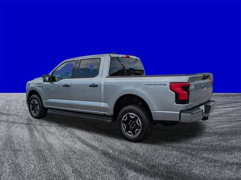 Certified 2023 Ford F150 Lightning XLT AWD/4WD image 6