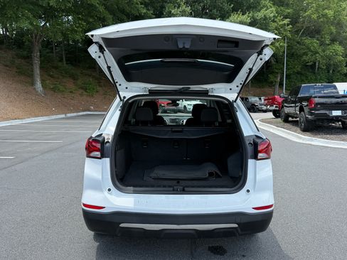 Used 2023 Chevrolet Equinox LT FWD image 28