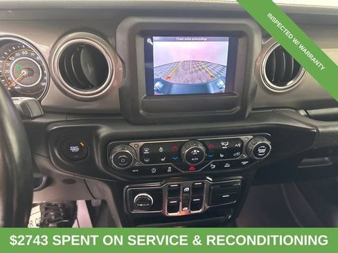 Used 2021 Jeep Gladiator Overland w/ LED Lighting Group AWD/4WD image 29