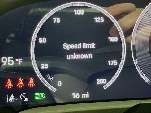 New 2025 Porsche Taycan image 16