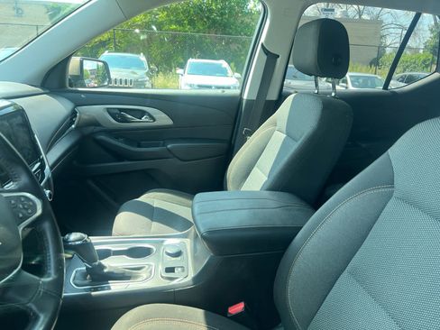 Used 2018 Chevrolet Traverse LT AWD/4WD image 6