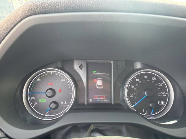 Used 2021 Toyota Venza LE AWD/4WD image 17