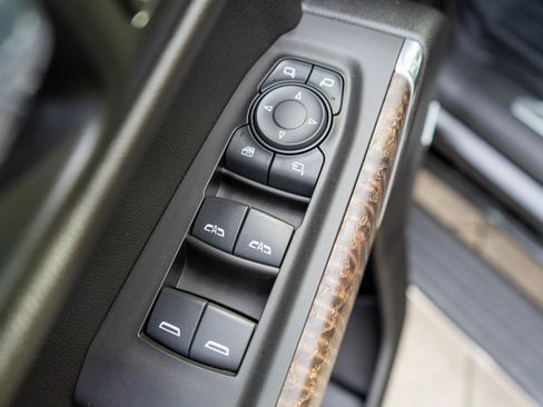 Used 2020 GMC Sierra 1500 Denali w/ Denali Ultimate Package image 19