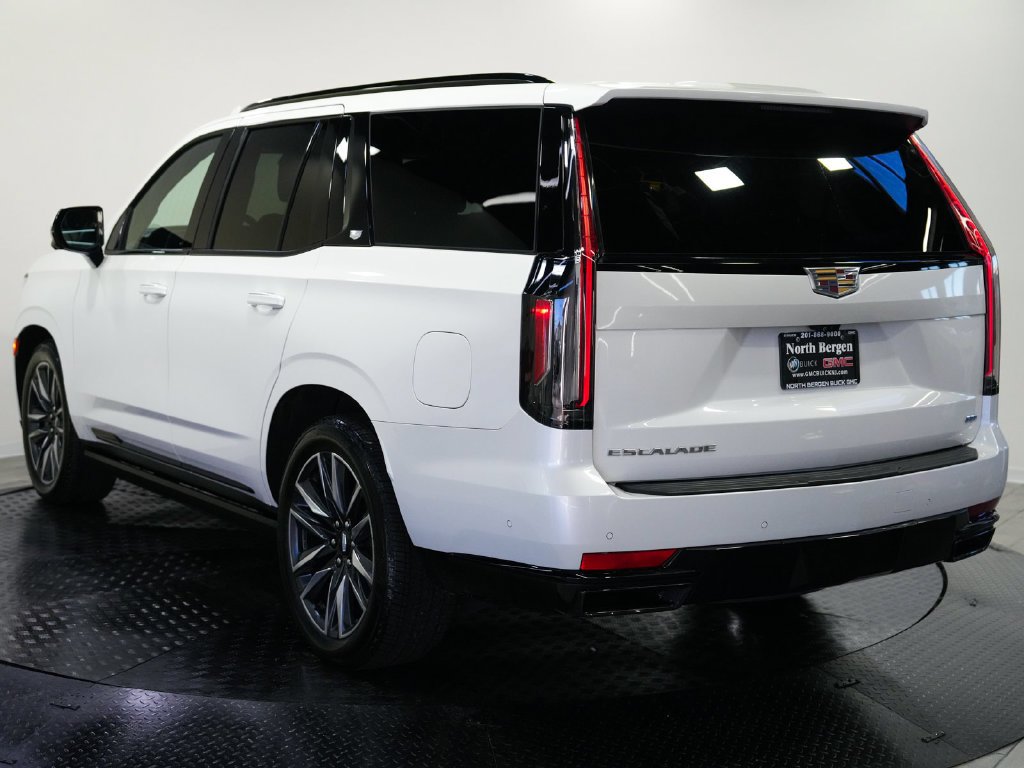 Used 2024 Cadillac Escalade Sport Platinum w/ LPO, Floor Liner Package AWD/4WD image 6