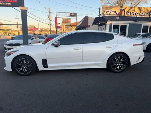 Used 2022 Kia Stinger GT-Line RWD image 3