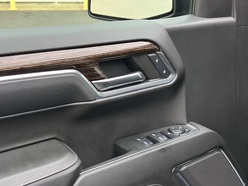 Used 2024 GMC Sierra 1500 Elevation image 14