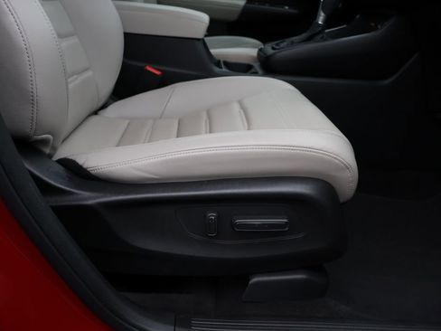 Certified 2025 Honda CR-V EX-L image 10