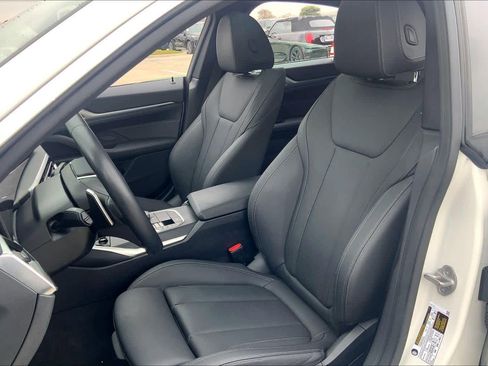 Used 2024 BMW 430i Gran Coupe w/ Premium Package image 7