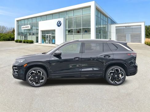 New 2026 Volkswagen Tiguan SEL R-Line AWD/4WD image 4
