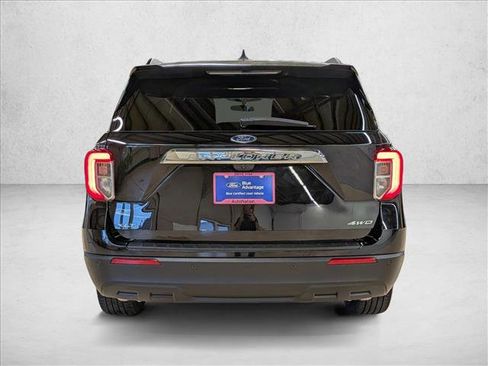 Certified 2023 Ford Explorer XLT AWD/4WD image 6