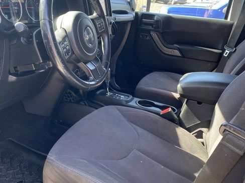 Used 2013 Jeep Wrangler Unlimited Sport AWD/4WD image 5